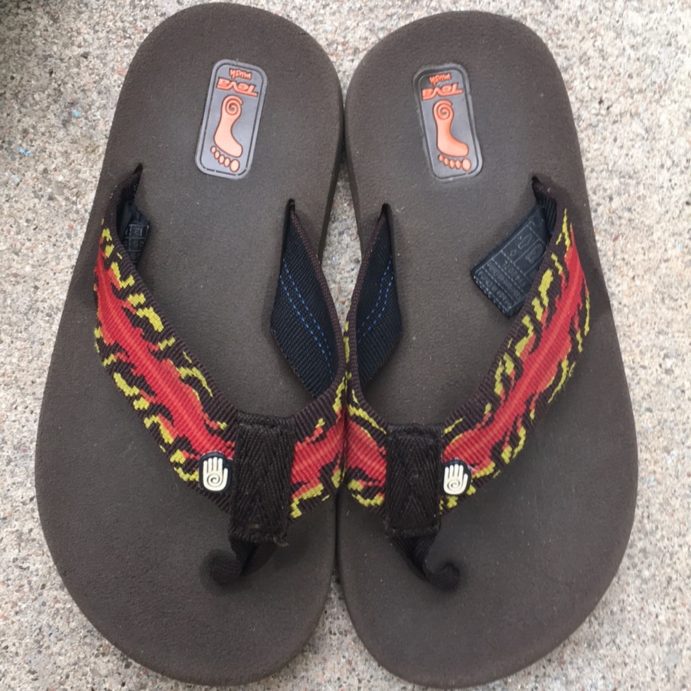 Teva mush Flip Flops - Picture 2 of 8